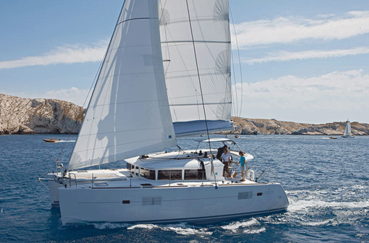 Bahamas Yacht Charter: Lagoon 400 Catamaran From $4,619/week 3 cabin/2 head sleeps 6 Air Conditioning,