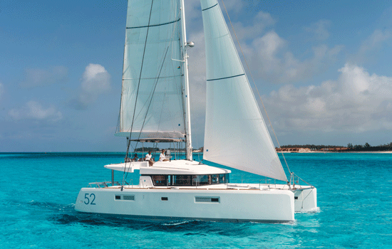 Bahamas Yacht Charter: Lagoon 52 F Catamaran From $6,521/week 6 cabin/6 head sleeps 12/14 Air
