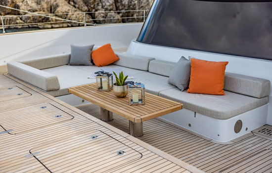 Foredeck of the Sunreef 80