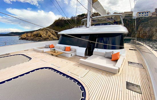 Foredeck and Trampoline of the Sunreef 80