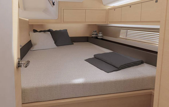 The Dufour 470 features 4 double cabins