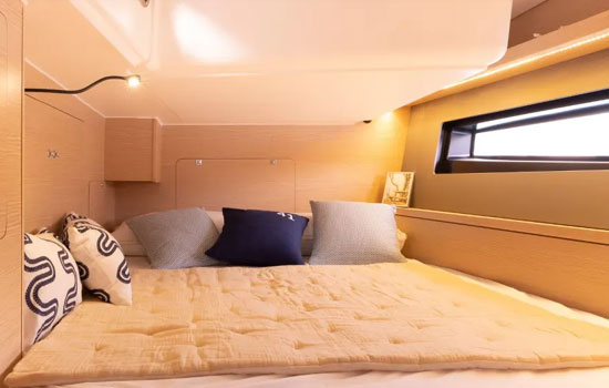 The Dufour 41.3 features 2 double cabins